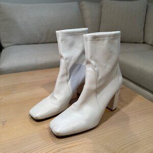 Stuart Weitzman Yuliana Ankle Boots - Ivory/Cream (Women's Size 8)